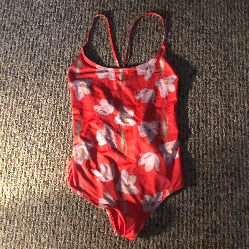 One piece swimsuit